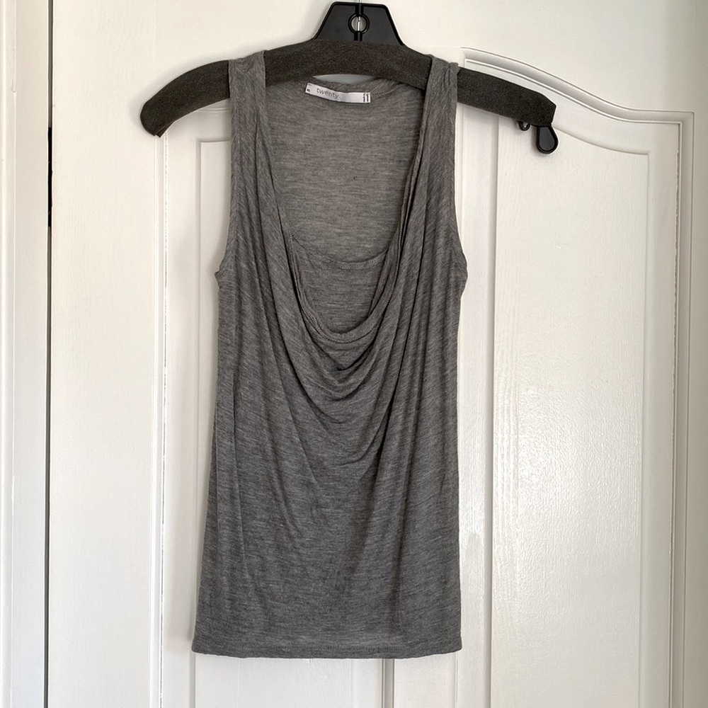 Grey tank top